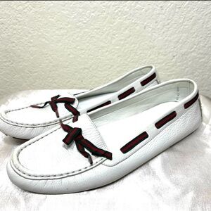 GUCCI White Leather Driving Loafers Slip On Red Green Ribbon Bow Detail Size 10